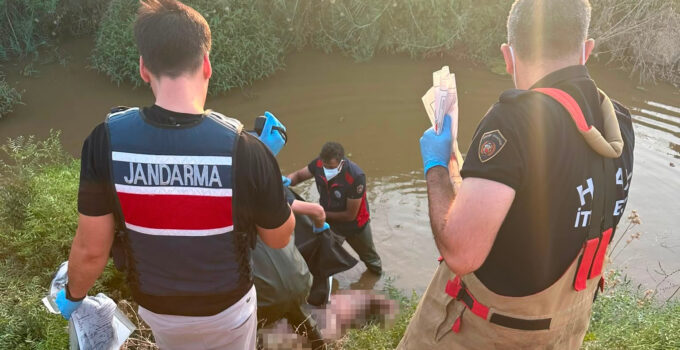 Hatay’da nehir kenarında erkek cesedi bulundu