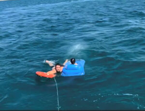 Didim’de deniz yatağıyla sürüklenen çocuk kurtarıldı