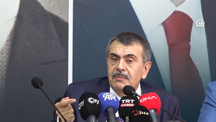 Bakan Tekin: ” Ben diyorum ki Osmanlı’yla Cumhuriyet’i barıştırmamız lazım”