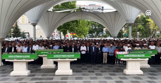 Kayseri’de Bisikletten düşen belediye özel kalem müdürü yaşamını yitirdi
