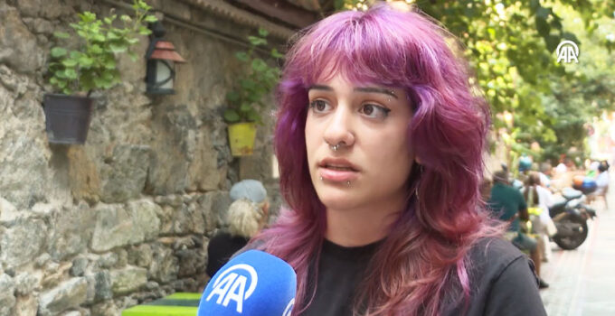 YDT Almanca birincisi Eylül Uyar başarısını anlattı