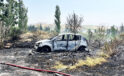 Hatay’da bahçe yangını otomobili küle çevirdi