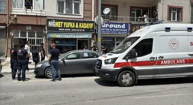 Niğde’de tartıştığı eski nişanlısını rehin alıp yaralayan kadını polis ikna etti