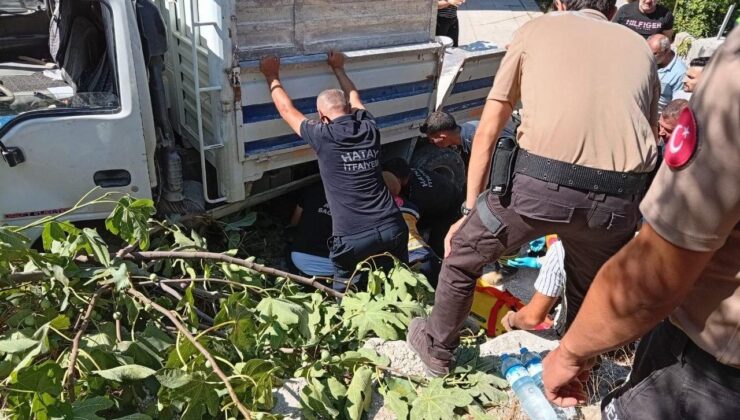 Hatay’da kamyonetin altında kalan kadın öldü