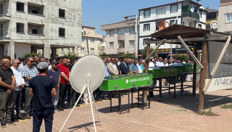 Kocaeli’de ölü bulunan 3 kardeş toprağa verildi