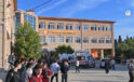 Manisa’da Lise Yakınında Silahlı Saldırı: 8 Kişi Etkilendi
